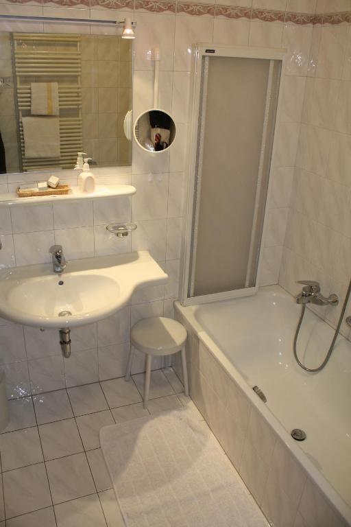 Double Room,16723004:JPEG